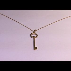 Tiffany & Co 18k yellow gold oval key pendant